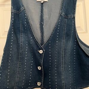 Stylish Blue Denim Vest with Button Detail